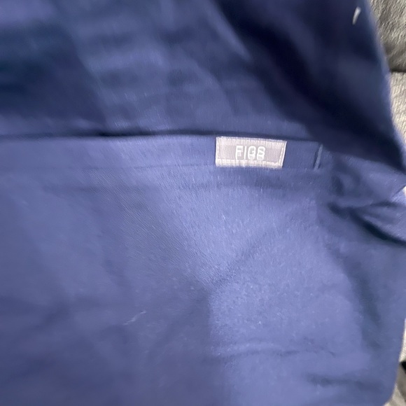 Figs Scrub Top - Picture 3 of 5